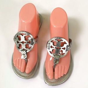 Tory Burch Women's Silver Flip Flops SZ 7